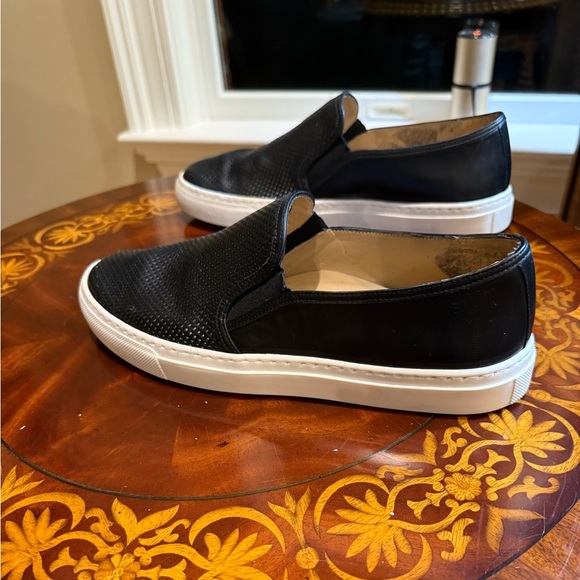 Jon Josef Black Leather Perforated Slip on Sneakers Size 40/10 MSRP $225 - Picture 4 of 8